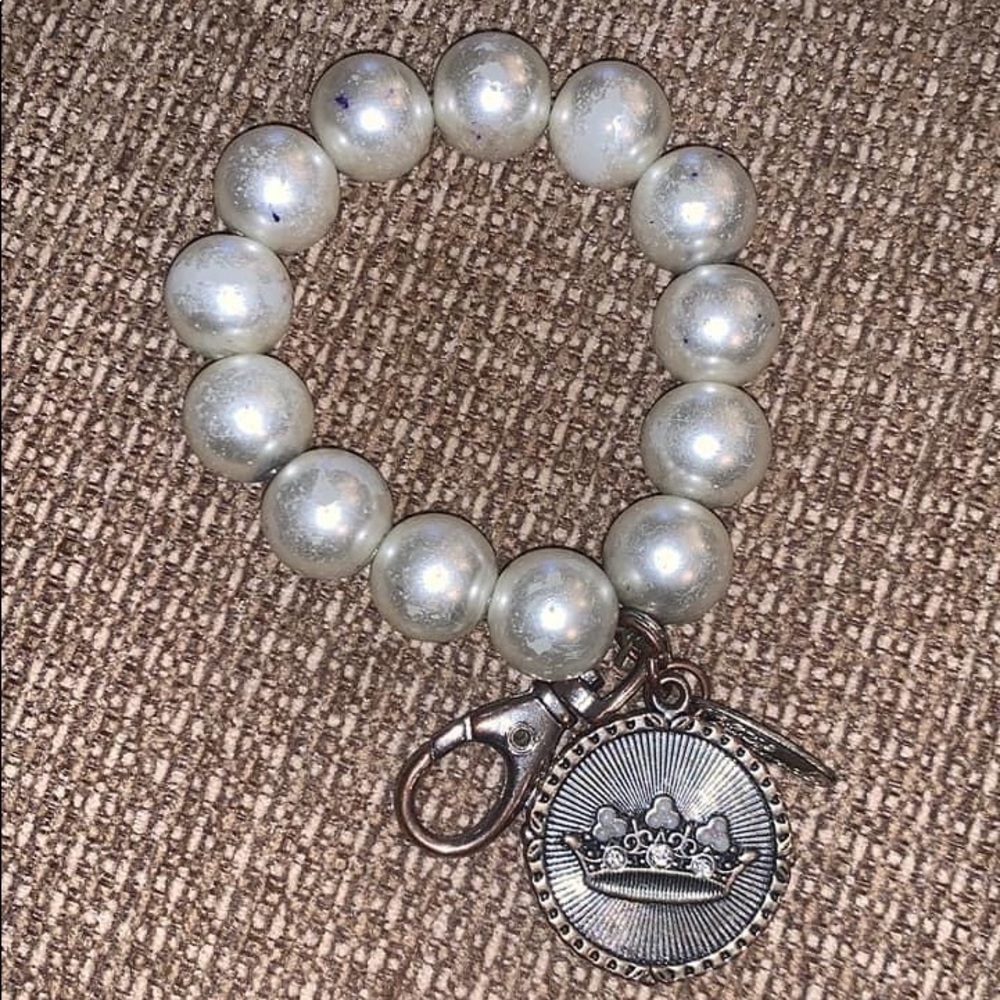 Plunder wrist key chain